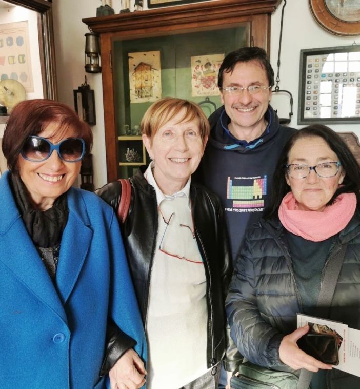 Visitatrici di Pasqua al Magmax con Massimo Umberto Tomalino