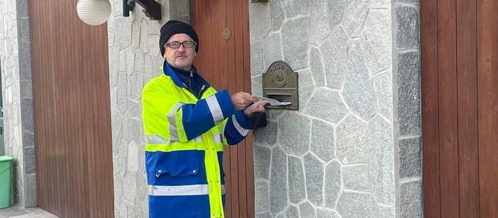 In pensione, dopo 41 anni di servizio, lo storico postino di Portacomaro, Migliandolo e Cornapò
