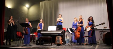 Il teatro comunale di Montechiaro ha ospitato la tradizionale festa di fine anno