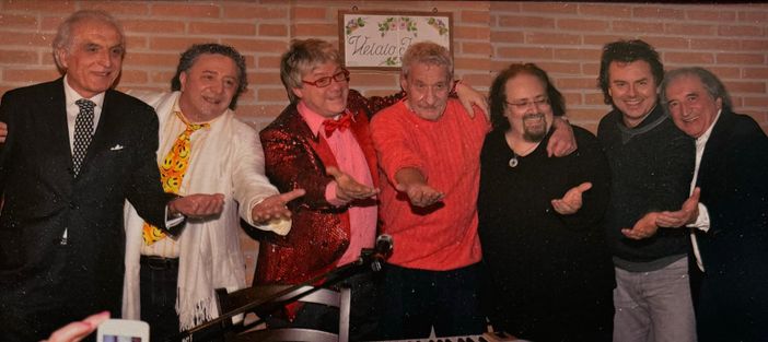 Gianni Miroglio con Conte, Amerio e altri amici Gianni Miroglio con Conte, Amerio e altri amici