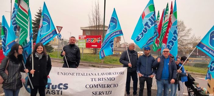 Lo sciopero fuori dal Borgo il 30 marzo
