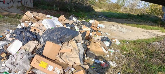 Il degrado denunciato sulle pagine social Il degrado denunciato sulle pagine social