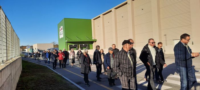 Il nuovo stabilimento Saclà di Castello di Annone apre le porte agli ex dipendenti Il nuovo stabilimento Saclà di Castello di Annone apre le porte agli ex dipendenti