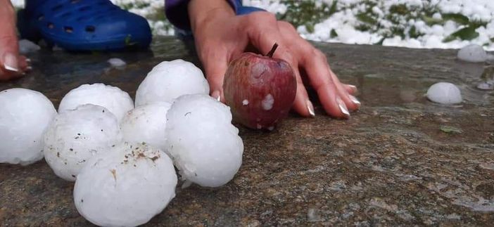 Violenta grandinata in Piemonte, nell'Astigiano coinvolte soprattutto Motta di Costigliole e Moncalvo Violenta grandinata in Piemonte, nell'Astigiano coinvolte soprattutto Motta di Costigliole e Moncalvo