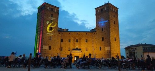 Fossano: omaggio a Ennio Morricone e "Dolci d'autore", Confartigianato Imprese Cuneo porta avanti il progetto “Creatori di Eccellenza” (VIDEO) Fossano: omaggio a Ennio Morricone e "Dolci d'autore", Confartigianato Imprese Cuneo porta avanti il progetto “Creatori di Eccellenza” (VIDEO)