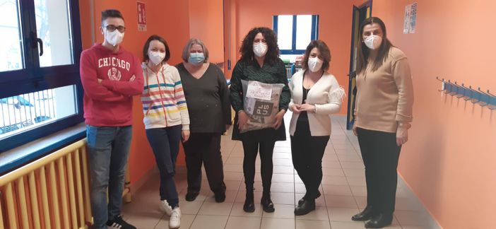 Consegna alla primaria