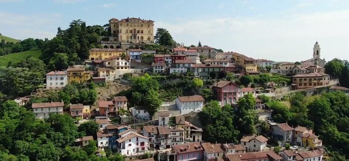 Un fermoimmagine tratto dal video