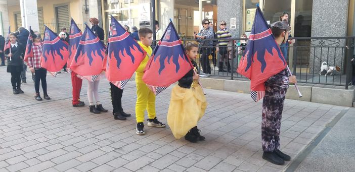 Una delle precedenti edizioni del carnevale sandamianese Una delle precedenti edizioni del carnevale sandamianese