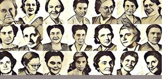 I Portici di piazza San Secondo, fronte Collegiata, intitolati alle Madri Costituenti I Portici di piazza San Secondo, fronte Collegiata, intitolati alle Madri Costituenti