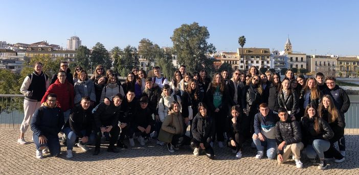 Ventiquattro studenti del Pellati di Nizza in visita "scambio" in Andalusia Ventiquattro studenti del Pellati di Nizza in visita "scambio" in Andalusia