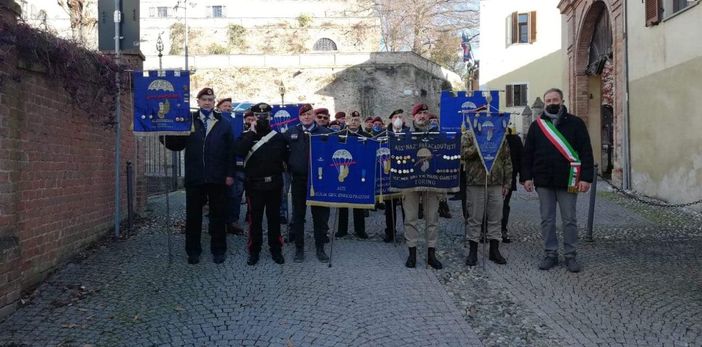 Montiglio ha ospitato una riunione delle sezioni paracadutisti di Valle d’Aosta, Piemonte e Liguria Montiglio ha ospitato una riunione delle sezioni paracadutisti di Valle d’Aosta, Piemonte e Liguria