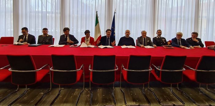Divertirsi in sicurezza: siglato in prefettura un nuovo protocollo d'intesa