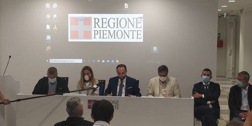 Cirio risponde ad Azzolina: "Assurdo impugnare le nostre linee guida sulla misurazione della temperatura"