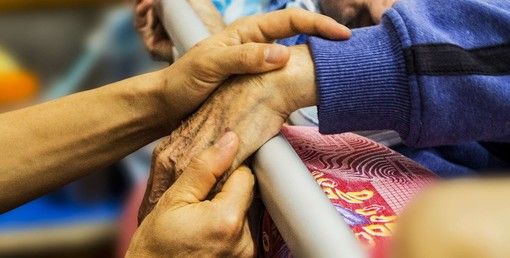 L'appello di Marco Castaldo: &quot;Agevolare le visite dei familiari degli ospiti nelle Rsa&quot;