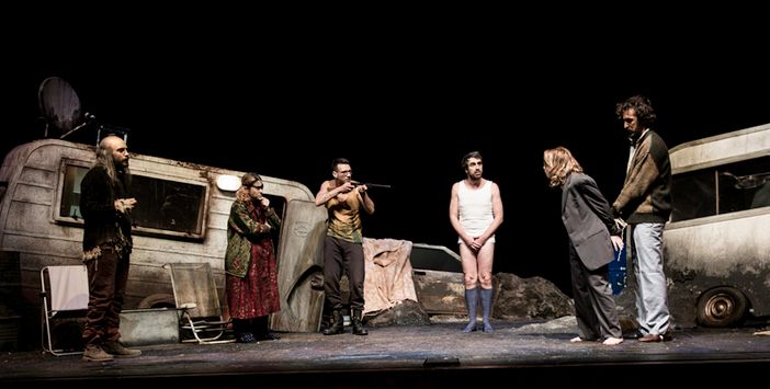 La Carrozzeria Orfeo in scena all'Alfieri con nuovo spettacolo “Cous Cous Klan” La Carrozzeria Orfeo in scena all'Alfieri con nuovo spettacolo “Cous Cous Klan”