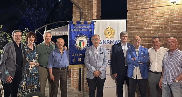 l gruppo dei partecipanti alla serata degli Atleti Azzurri e Olimpici d’Italia Sezione di Asti, e dell’Associazione Nazionale Stelle e Palme al Merito Sportivo Delegazione di Asti. l gruppo dei partecipanti alla serata degli Atleti Azzurri e Olimpici d’Italia Sezione di Asti, e dell’Associazione Nazionale Stelle e Palme al Merito Sportivo Delegazione di Asti.