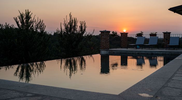 Casa Serra presenta l’apericena prima delle stelle Casa Serra presenta l’apericena prima delle stelle