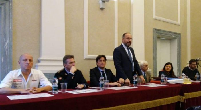 Due immagini inerenti la riunione di questa mattina