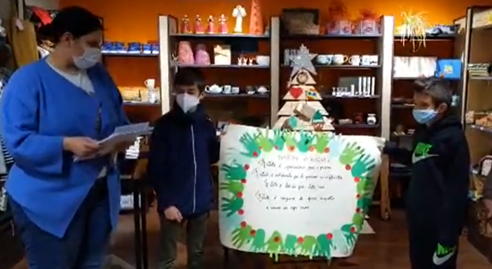 Alla Bottega Rava e Fava le premiazioni del concorso 'Pensieri di Pace per un Natale di Fratellanza' Alla Bottega Rava e Fava le premiazioni del concorso 'Pensieri di Pace per un Natale di Fratellanza'