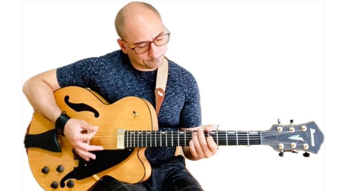 Un disco e un progetto teatrale per l'astigiano Federico De Martino. "Uno spettacolo di danza e musica per parlare delle morti sul lavoro" Un disco e un progetto teatrale per l'astigiano Federico De Martino. "Uno spettacolo di danza e musica per parlare delle morti sul lavoro"