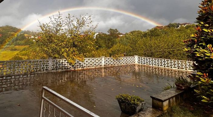 Arcobaleno a Celle (Ph. Gruppo Telegram Dati Meteo Asti)