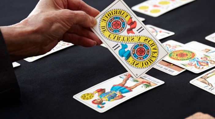 Sedicente 'maga' nicese denunciata per estorsione attuata mediante un video 'hot' Sedicente 'maga' nicese denunciata per estorsione attuata mediante un video 'hot'