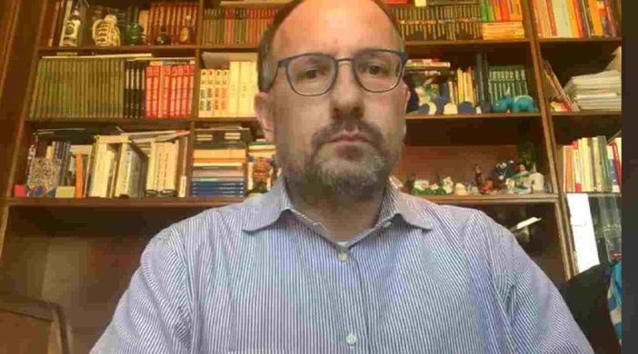 &quot;Un consigliere del Movimento 5 Stelle chiede l'accesso agli atti per la mia indagine del 22 aprile. Non ho rubato 2 buoni spesa, ho fatto il bonifico, si vergogni&quot; [VIDEO]