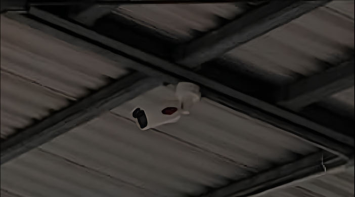 "Grazie assessore per le telecamere nel parcheggio di via Comentina" "Grazie assessore per le telecamere nel parcheggio di via Comentina"