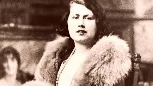 Emilia Cardona e la famiglia Tamburi: un dialogo tra storia e letteratura al Castello di Cisterna