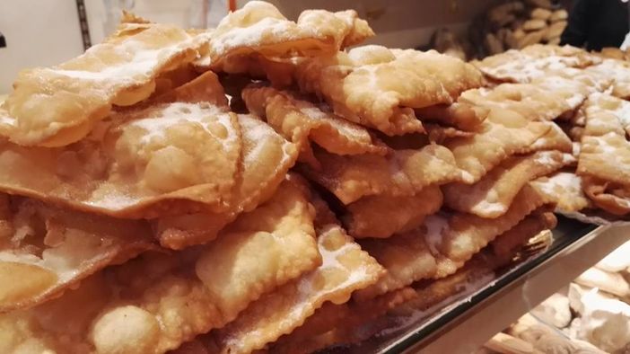 Le "Bugie di Carnevale alla Barbera d’Asti” vincono il contest di "Echi d'infinito" Le "Bugie di Carnevale alla Barbera d’Asti” vincono il contest di "Echi d'infinito"