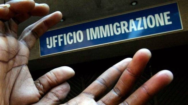13 espulsioni e 2 ordini di accompagnamento. Intensificata l'attività di controllo dall'Ufficio Immigrazione Questura di Asti