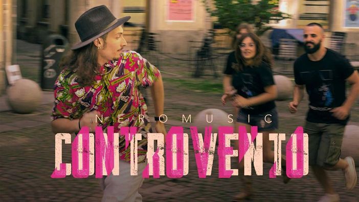 Foto Facebook Foto Facebook