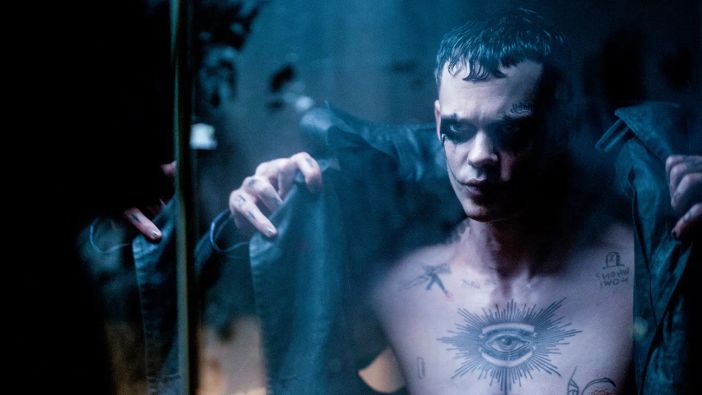 Un'immagine tratta da The Crow - Il Corvo, remake interpretato da Bill Skarsgård