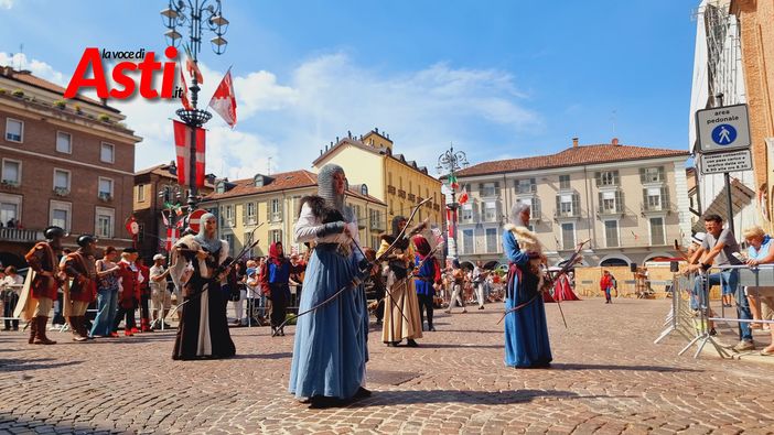 Un'immagine relativa la sfilata del Rione Santa Caterina