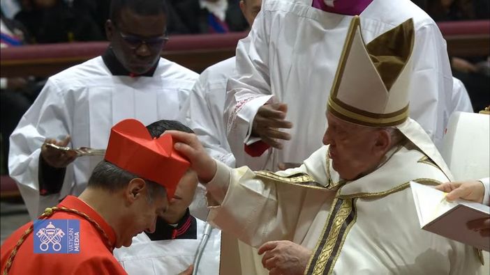 Sei comuni dell'Astigiano hanno un nuovo cardinale: ieri Roberto Repole ha ricevuto la berretta da papa Francesco Sei comuni dell'Astigiano hanno un nuovo cardinale: ieri Roberto Repole ha ricevuto la berretta da papa Francesco