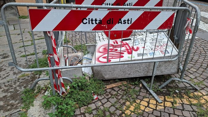 La centralina elettrica in piazza Statuto