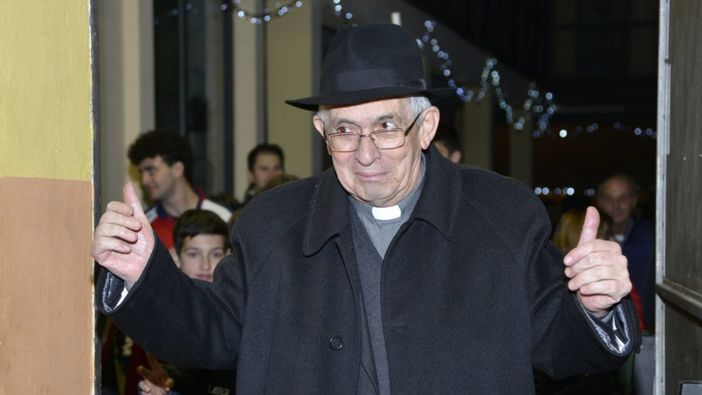 Mombercelli piange don Franco Cartello, storico parroco del paese