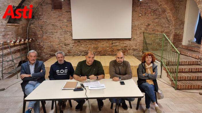 Da sinistra: Enrico Bestente, Mauro Ferro, Luca Quagliotti, Enrico Mirisola, Luisa Rasero Da sinistra: Enrico Bestente, Mauro Ferro, Luca Quagliotti, Enrico Mirisola, Luisa Rasero