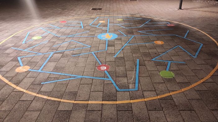 Nell'immagine un dettaglio del parco giochi diffusi recentemente realizzato a Canelli