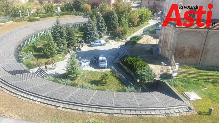 Ore di tensione al Palazzo di Giustizia di Asti Ore di tensione al Palazzo di Giustizia di Asti