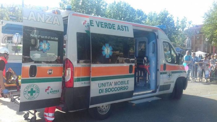 Un mezzo della Croce Verde Asti Un mezzo della Croce Verde Asti