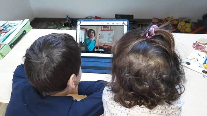 “InPuntadiCiabatte”: piace il servizio d’intrattenimento a domicilio targato Astigov