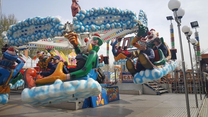Luna Park e circhi in piazza questa mattina a Torino. "Bisogna dare respiro a più di 5000 famiglie" Luna Park e circhi in piazza questa mattina a Torino. "Bisogna dare respiro a più di 5000 famiglie"