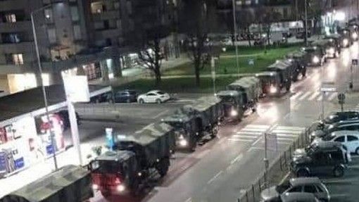 I camion carichi di bare a Bergamo, immagine simbolo della pandemia nel nostro Paese I camion carichi di bare a Bergamo, immagine simbolo della pandemia nel nostro Paese