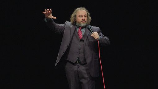 Balasso ad Arena Live Festival: &quot;La verità è celata: pensiamo in modo indipendente&quot;