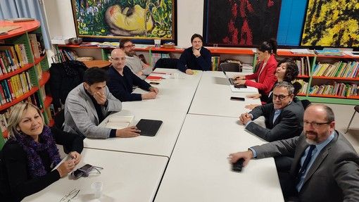 Regionali, altro rinvio tra PD e 5 Stelle: "Divergenze su temi importanti come la sanità" Regionali, altro rinvio tra PD e 5 Stelle: "Divergenze su temi importanti come la sanità"