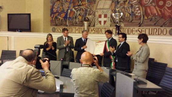 Cittadinanza onoraria a Gianni Zonin (Foto Unione Italiana Vini) Cittadinanza onoraria a Gianni Zonin (Foto Unione Italiana Vini)