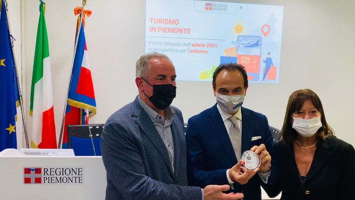 In Piemonte il turismo va oltre al Covid: “Green Pass e vaccini ci fanno lavorare: guardiamo al futuro con speranza” [VIDEO]
