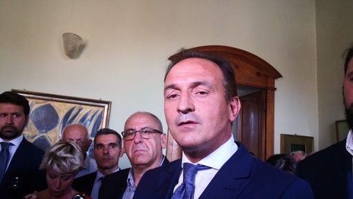 Cirio:"Piemonte preoccupato da nuovo governo perché si parla di poltrone e non programmi" (VIDEO) Cirio:"Piemonte preoccupato da nuovo governo perché si parla di poltrone e non programmi" (VIDEO)
