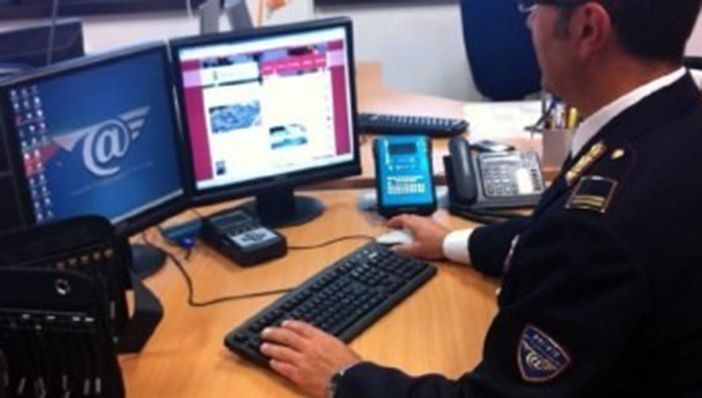 La Polizia di Stato scende in campo per la protezione dello shopping natalizio online